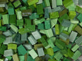 Tessere in smalto confezione da 200 grammi MIX13 VERDE MEDIO2